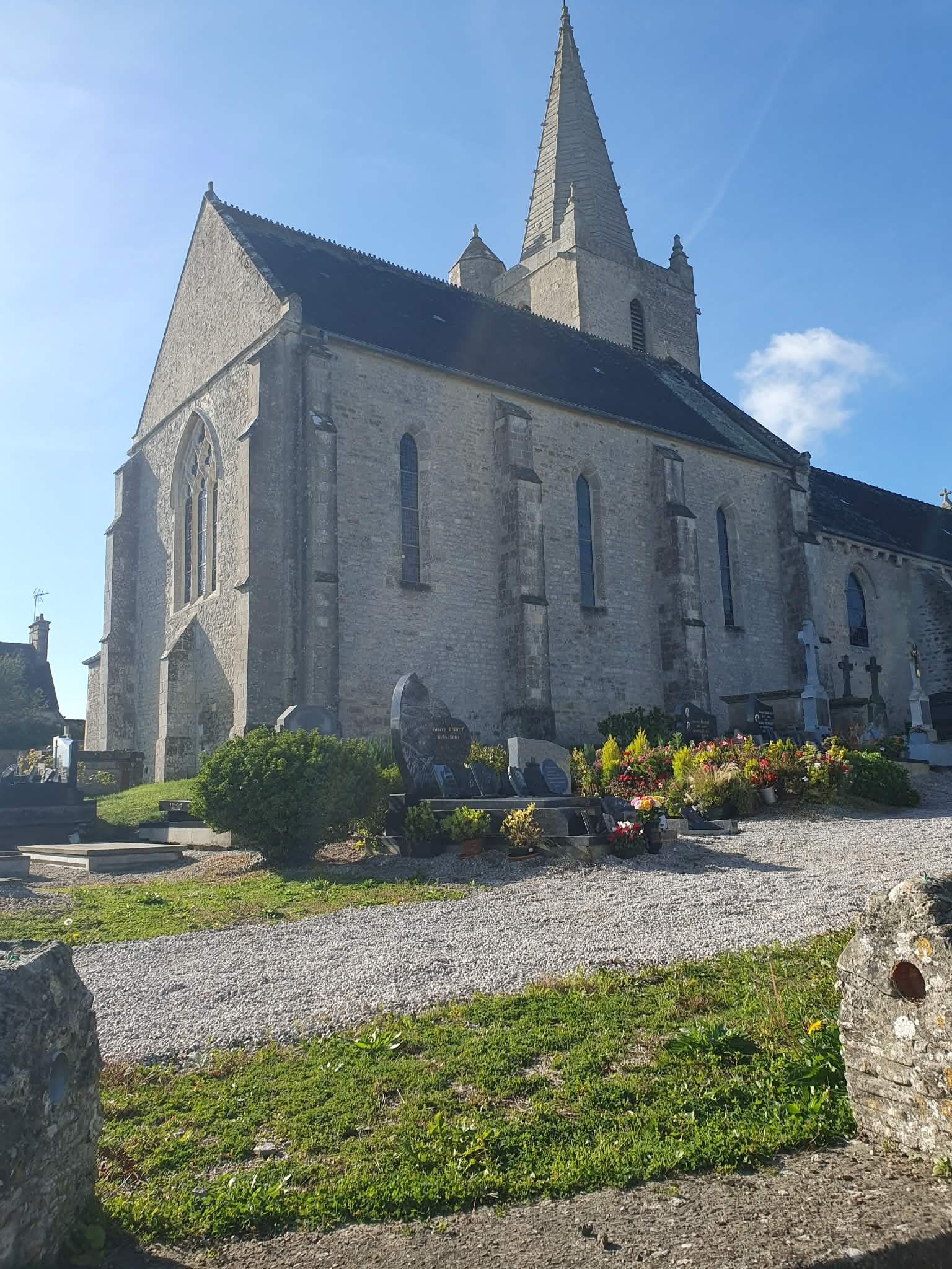 Circuit : découverte de l’église et balade gastronomique autour du patrimoine local