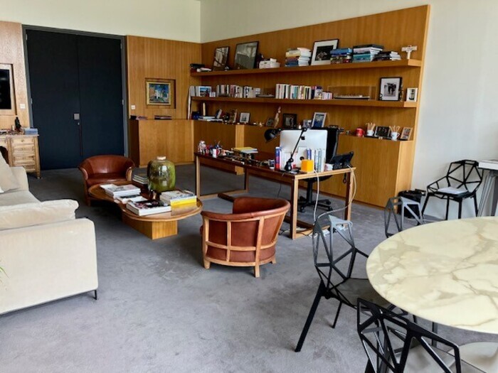 Visite guidée du bureau du maire