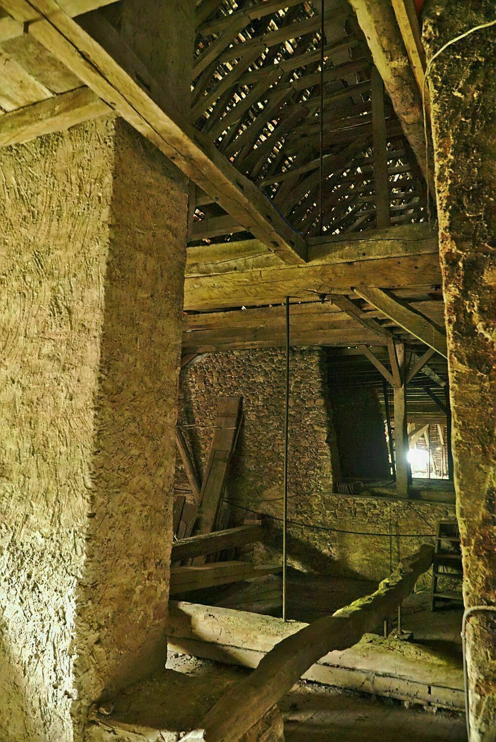 Visite nocturne et insolite des toitures classées du château du Passage.