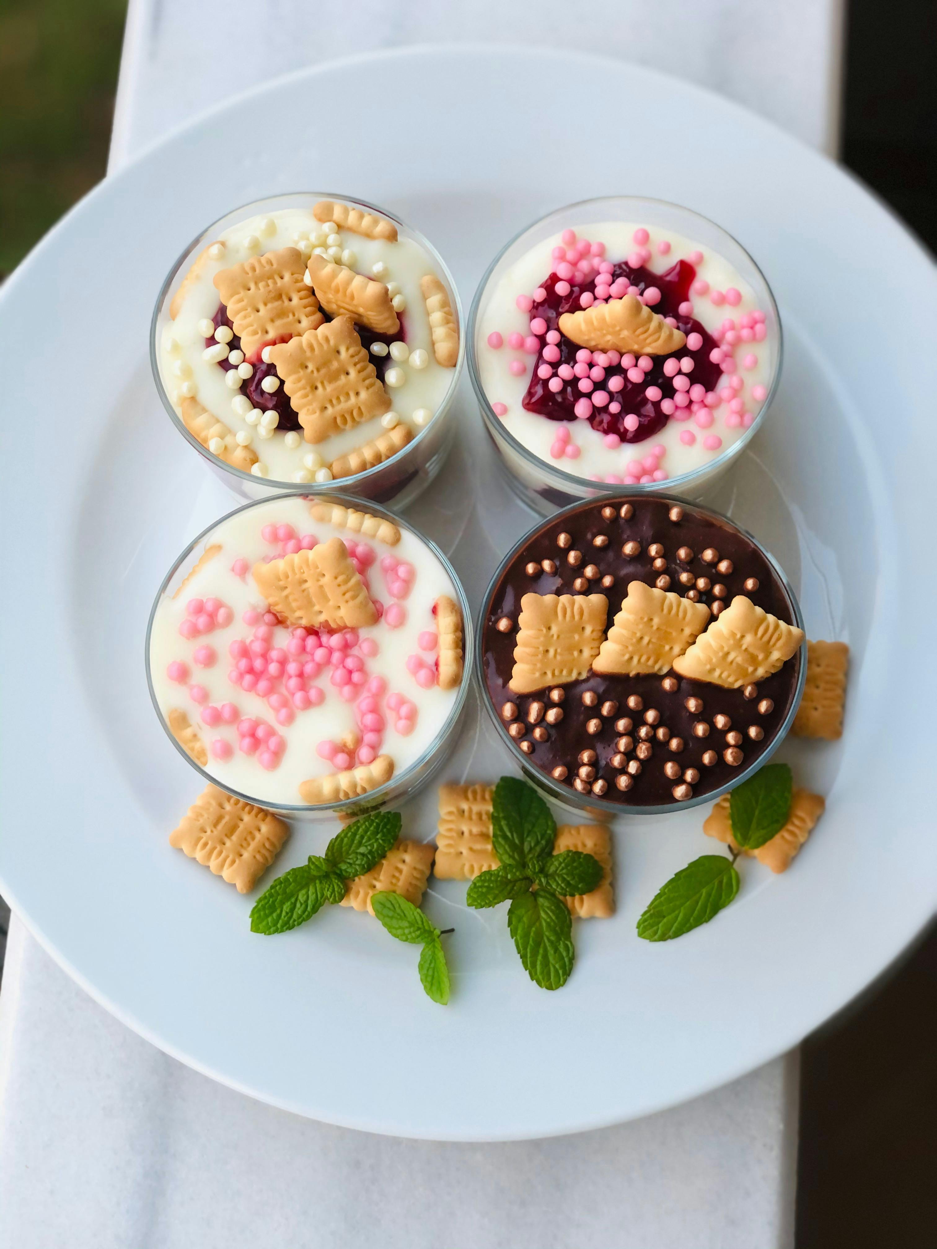 Préparation de bouchées sucrées pour ravir les papilles !