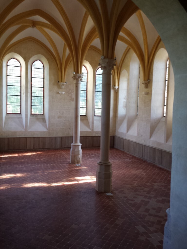 Visites guidées des vestiges de l’abbaye et du réfectoire des moines restauré