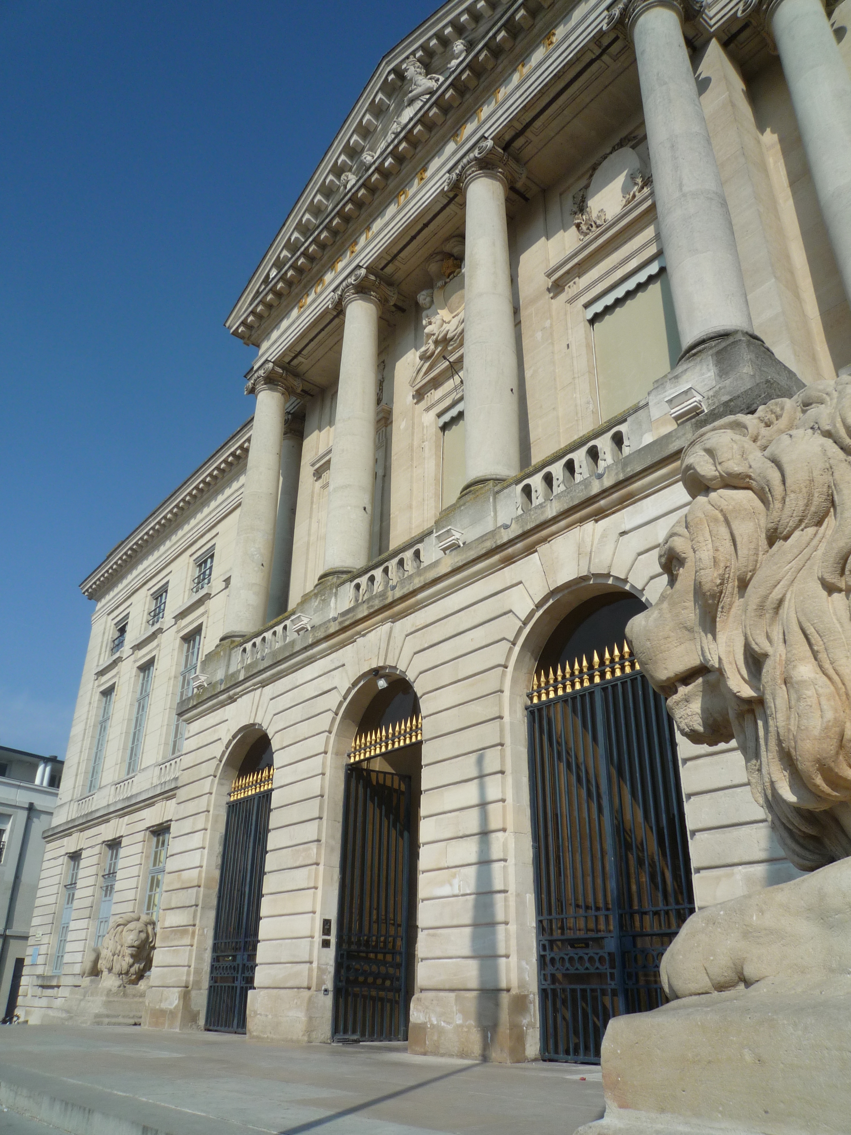 Levez les yeux ! Visite de l'Hôtel de Ville