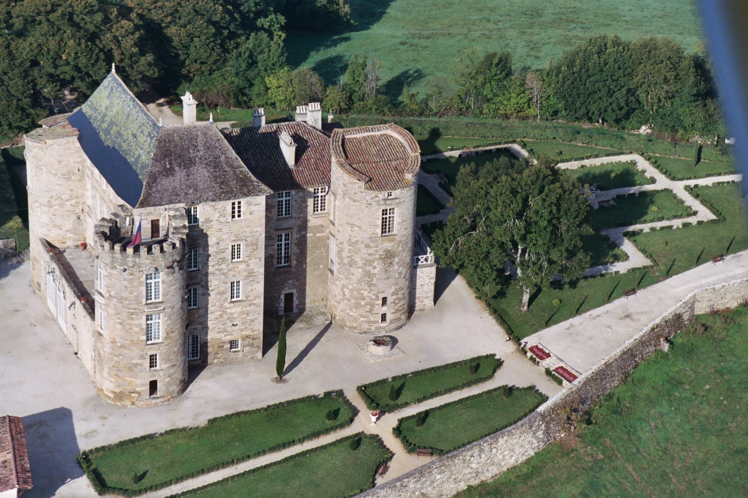 Les Jardins de la Reine Margot : une promenade entre nature et histoire