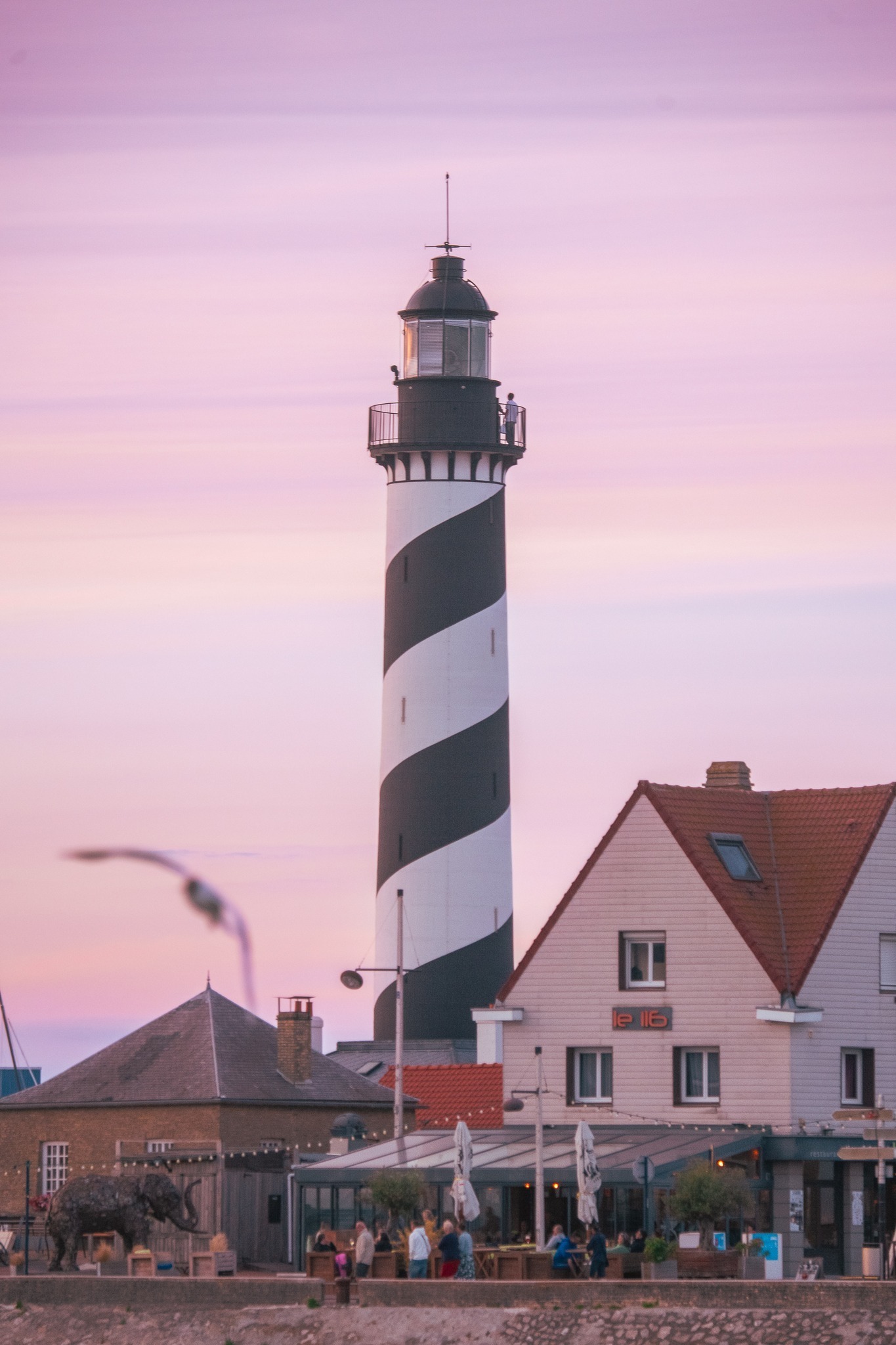 Nocturne au phare de Petit-Fort-Philippe