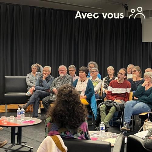 Partages d'expériences avec éducateurs et familles d'accueil