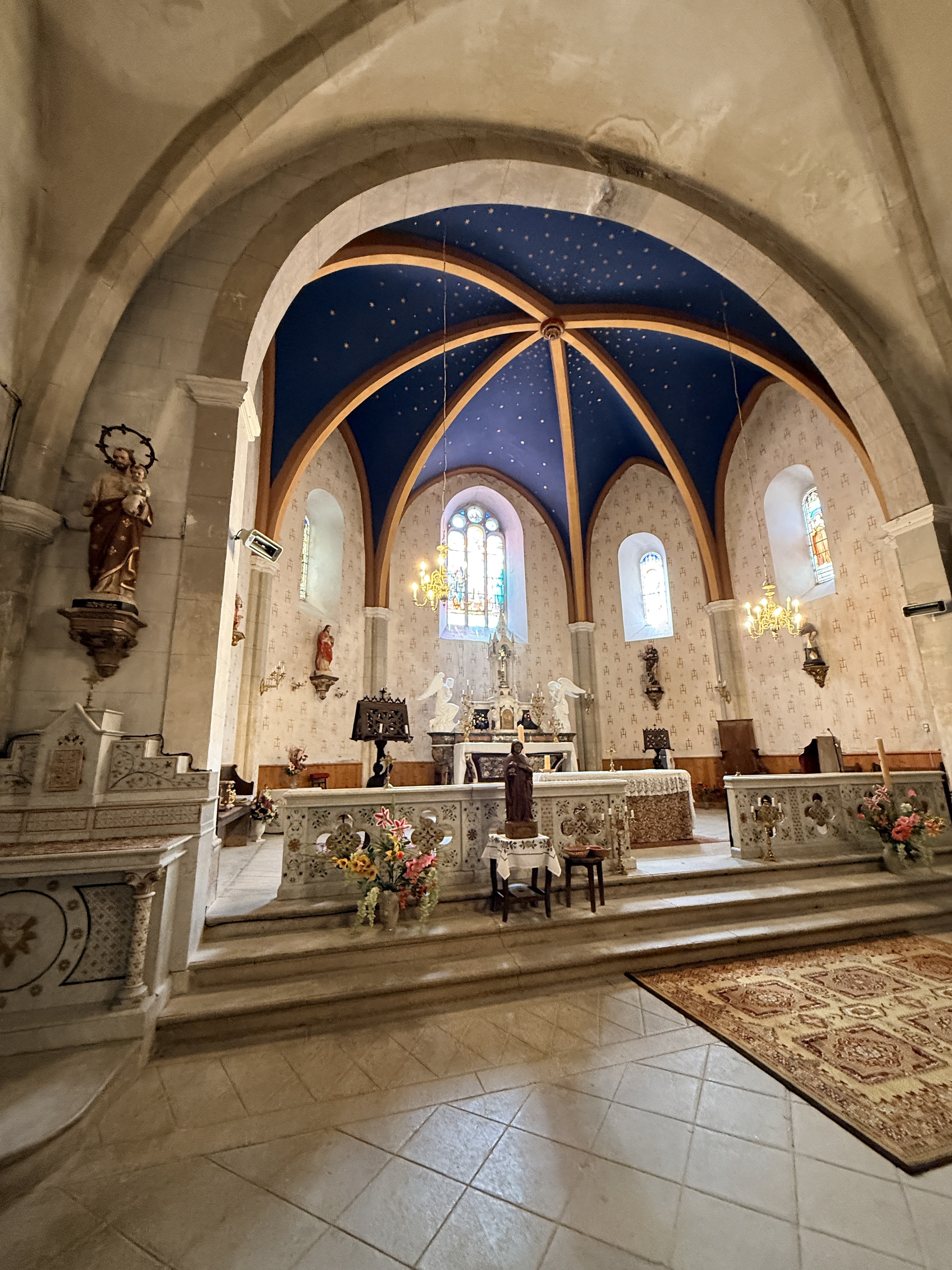 Visite guidée de l'église de la Nativité-de-Notre-Dame