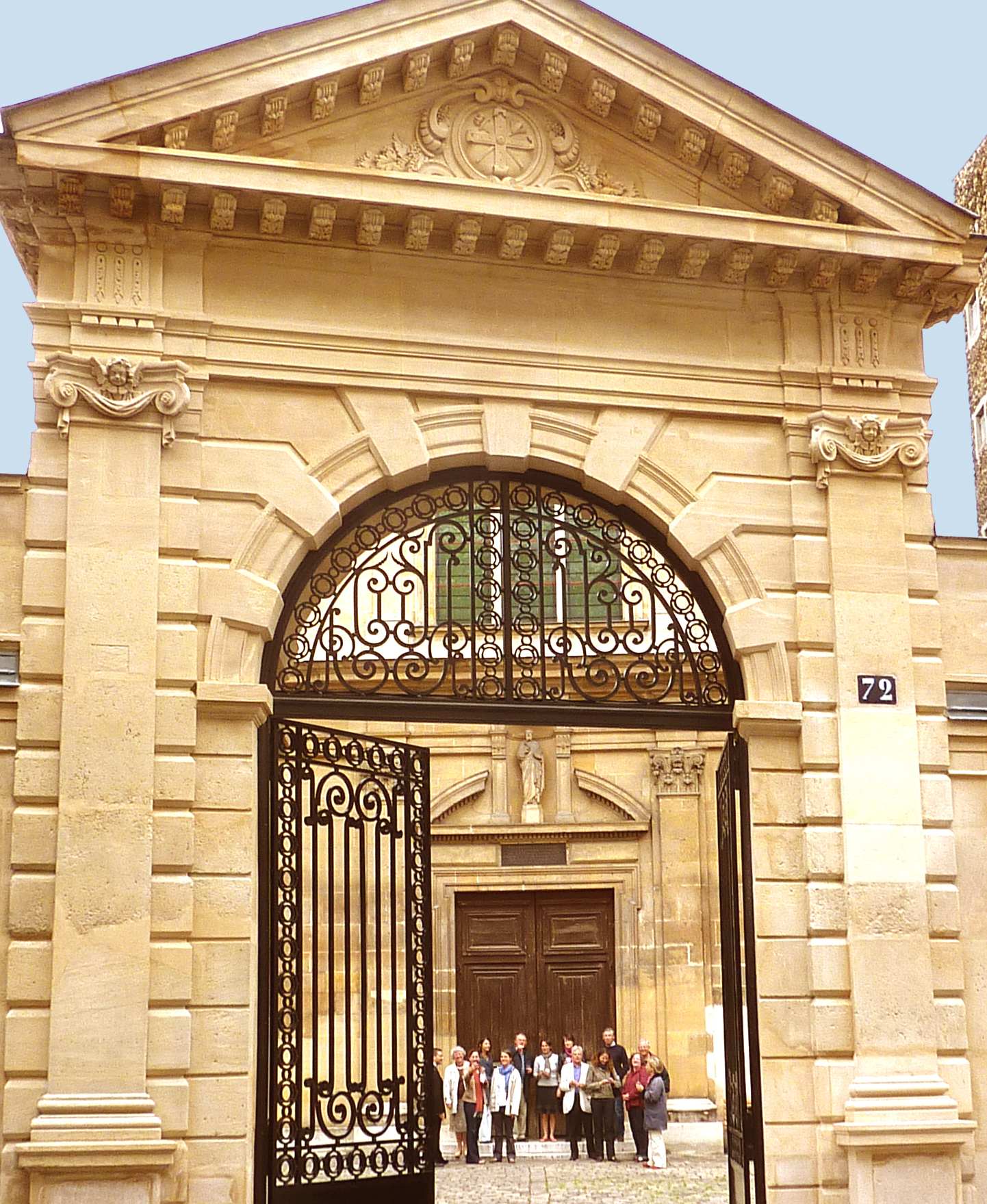 Visite commentée d'une église au style baroque italien : l'église Saint-Joseph-des-Carmes, un site exceptionnel à Paris