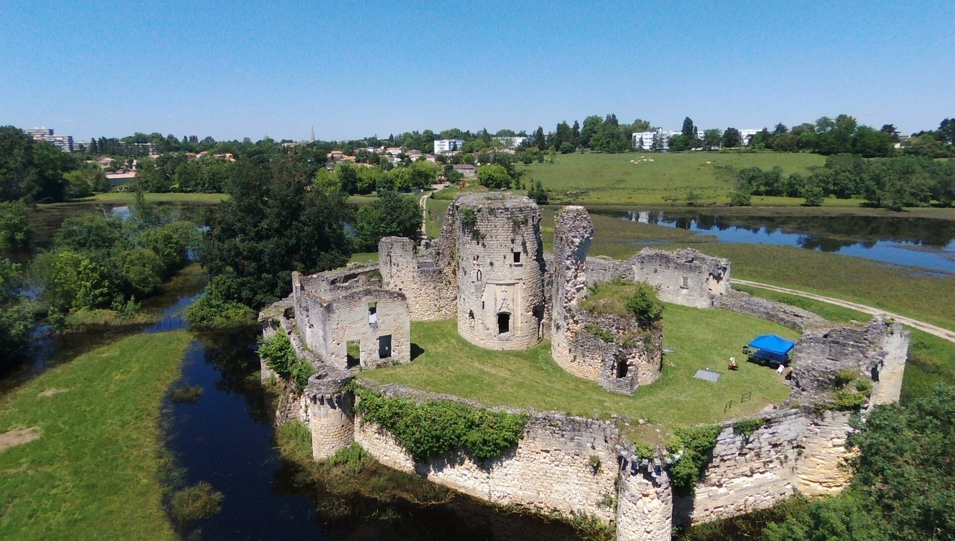 Visite guidée de la forteresse médiévale de Blanquefort