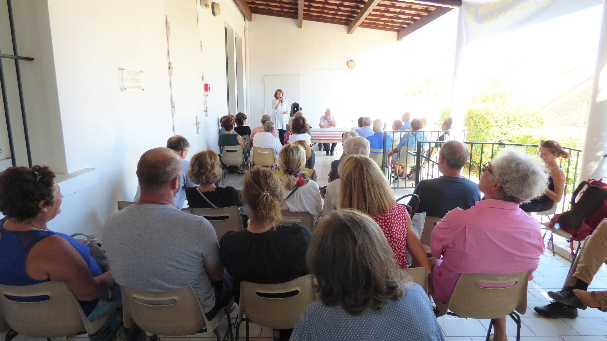 Conférence « Restaurer pour transmettre : la sauvegarde des Archives de Toulon »
