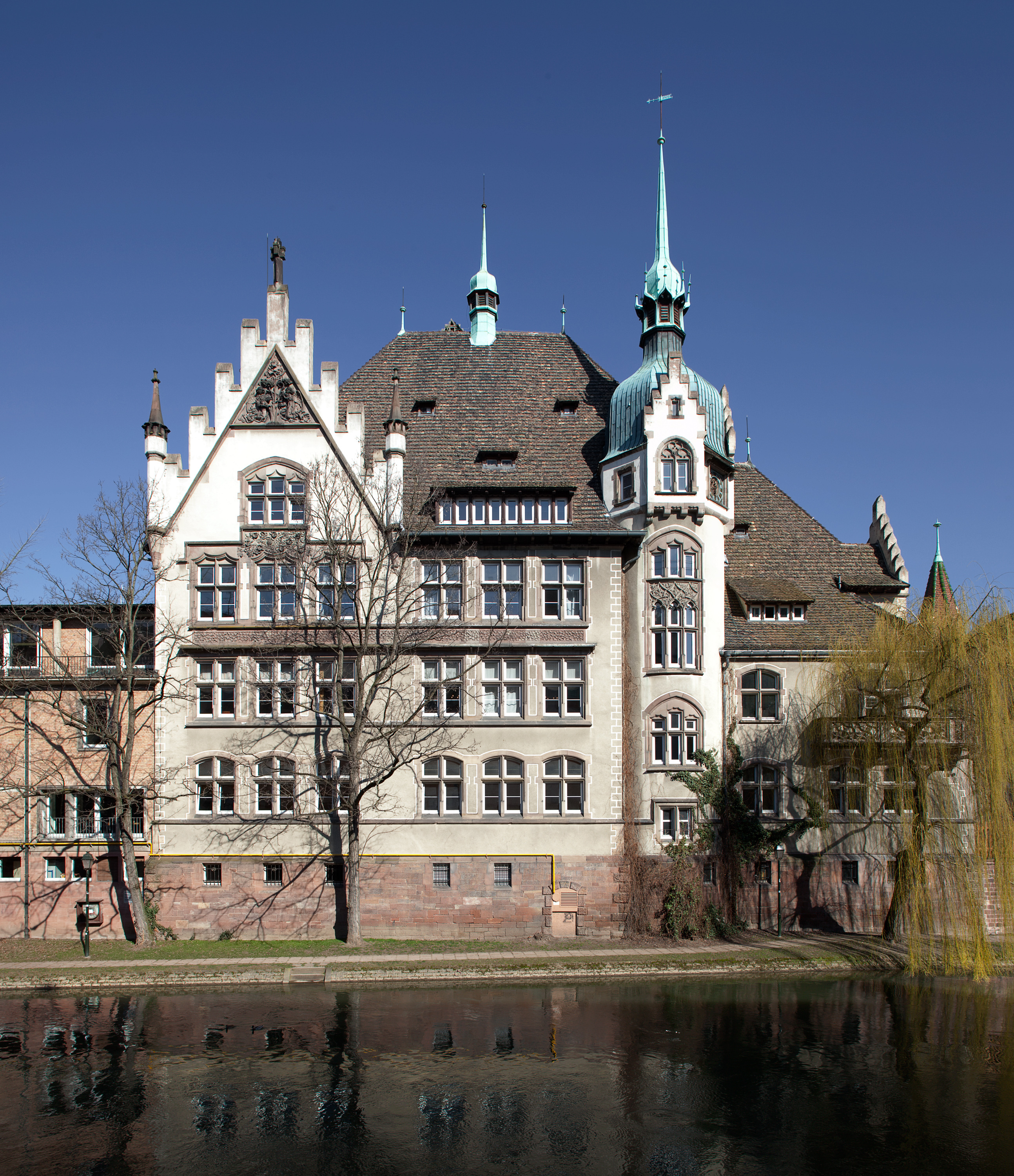 À la découverte du plus beau lycée de France