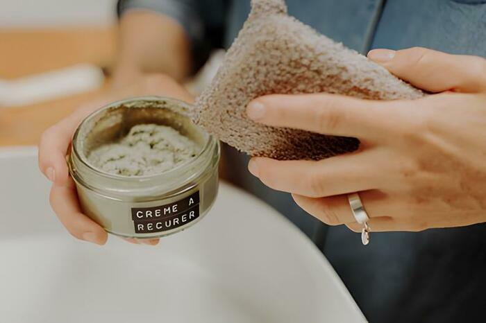 Fabrication d'une crème à récurer économique aux ingrédients naturels