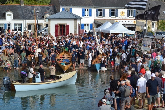Mise à l'eau des Bateaux de Skol Ar Mor