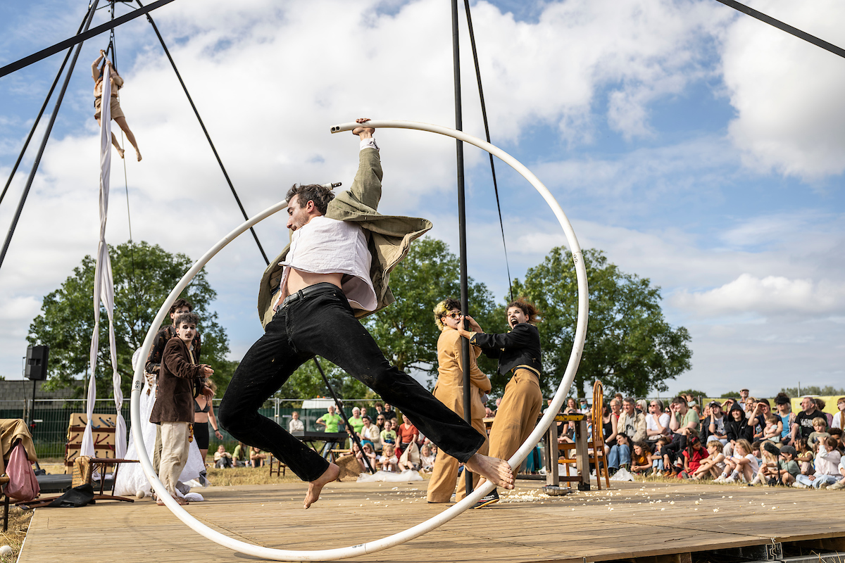 FESTIVAL 31 NOTES D'ÉTÉ | LARÉOLE – Elise Esther & Collectif Bislacco