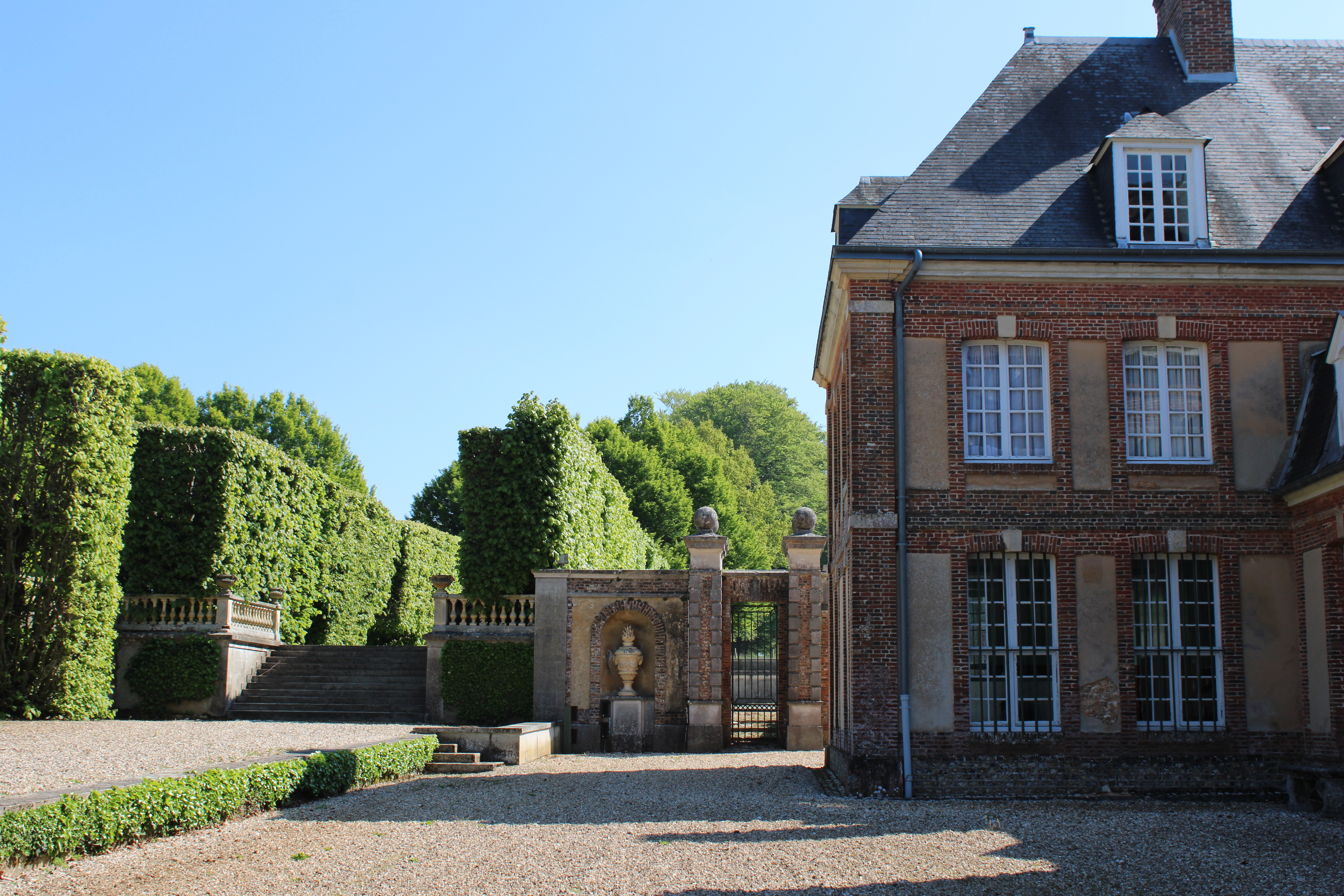 Visite libre : balade dans les jardins de Limpiville