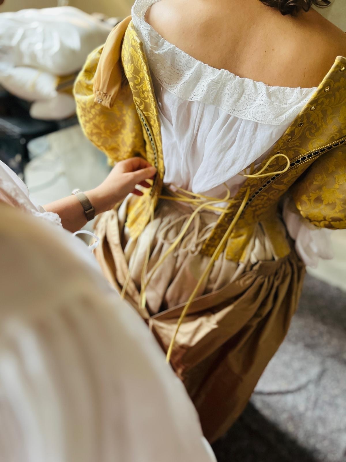 Démonstration : à la découverte du XVIIe siècle et du costume historique !