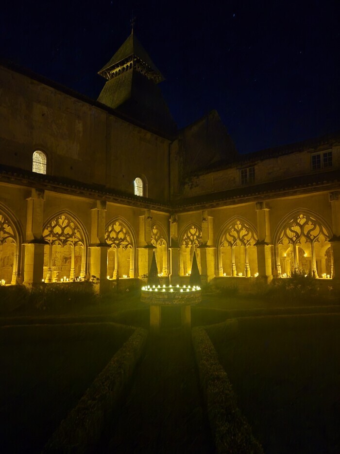 Visite nocturne à la bougie
