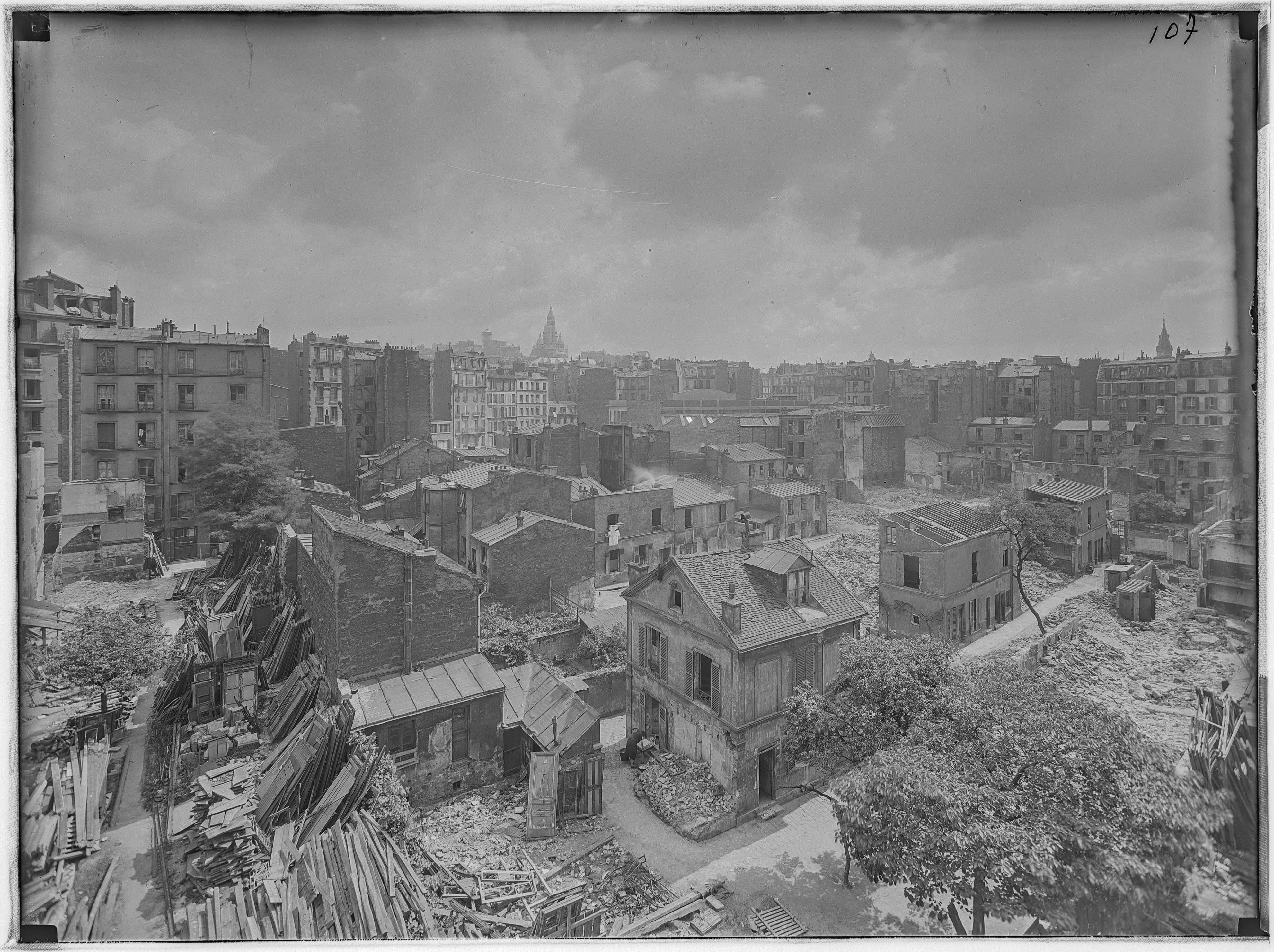 Visite de la cité Blémont : de l'ilot insalubre à la cité Blémont