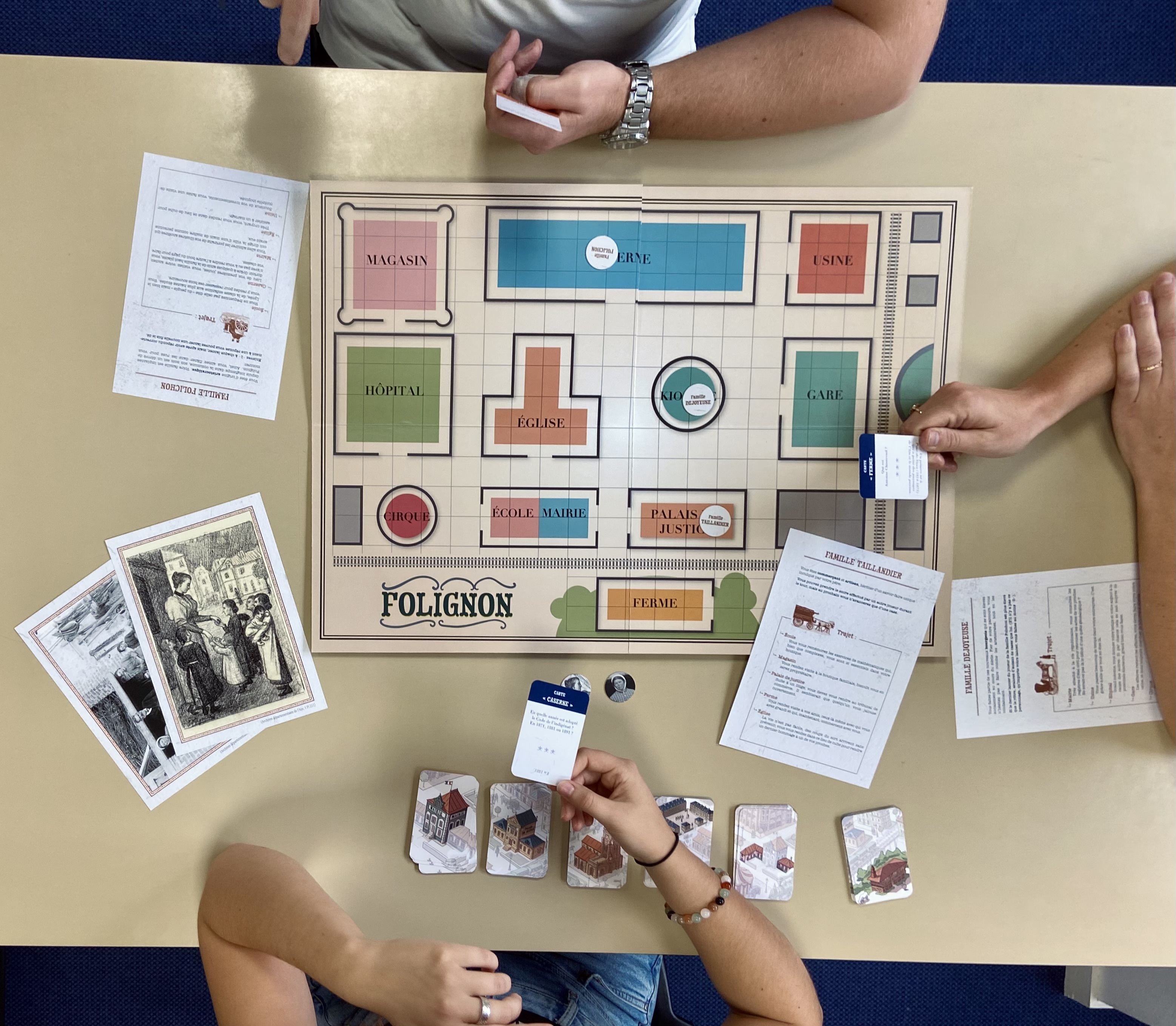 Puzzles et jeux aux Archives départementales de l'Ain !