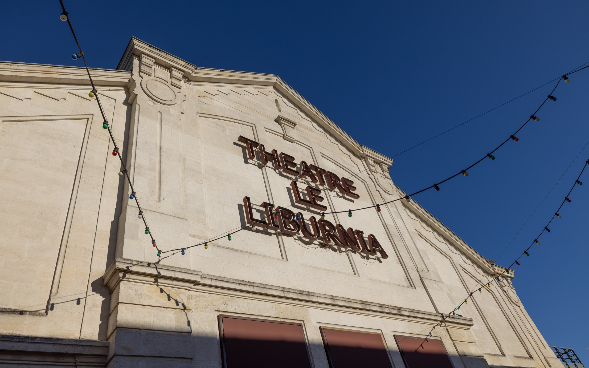 Visite commentée : découvrez les coulisses du théâtre Le Liburnia