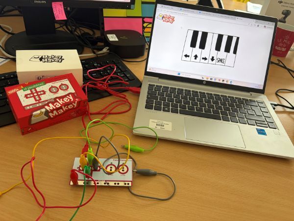 ATELIER " MAKEY MAKEY "
