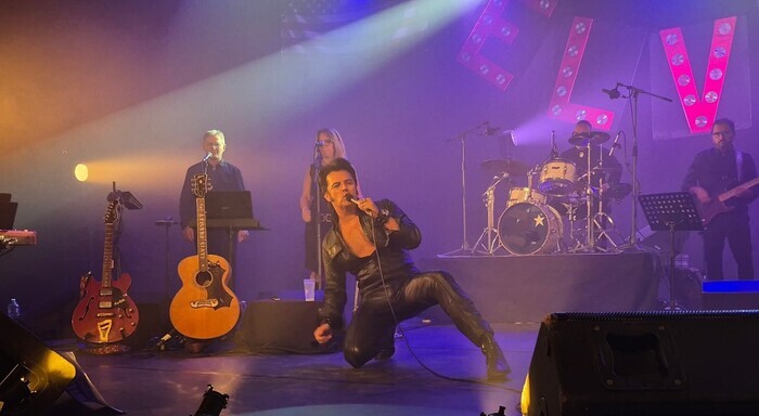 TRIBUTE TO ELVIS