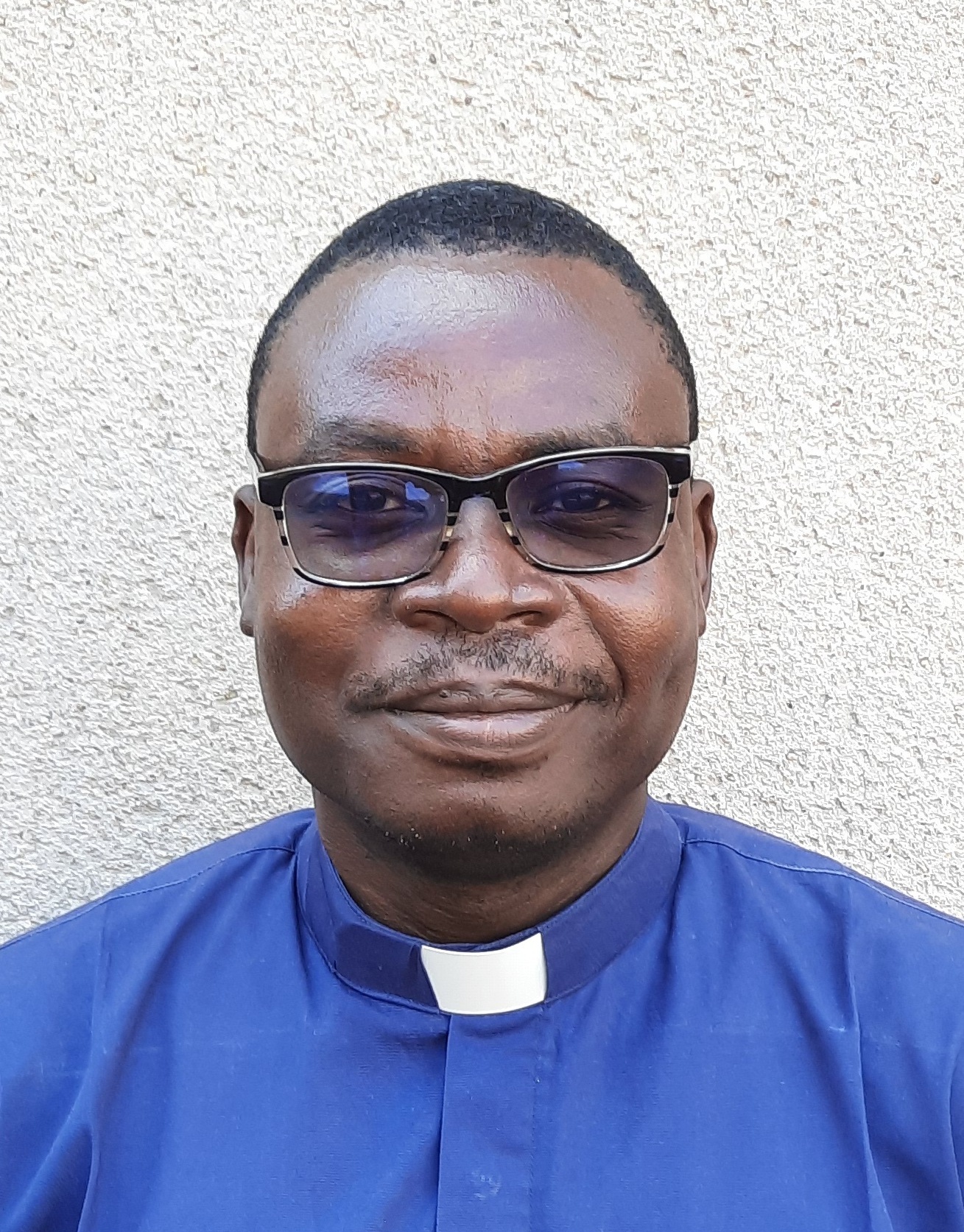 Dernière messe a la paroisse du père Albert Kousbe