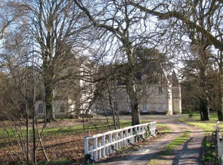 Visite extérieure du Château de Chaillou