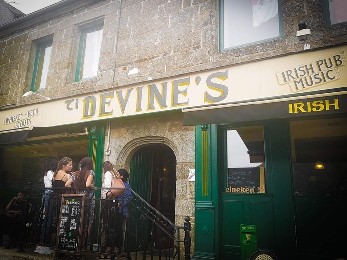 Kaozeadenn e brezhoneg e Rostrenn