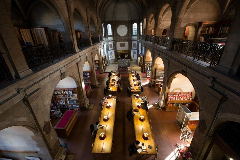 Visite libre de la salle de lecture