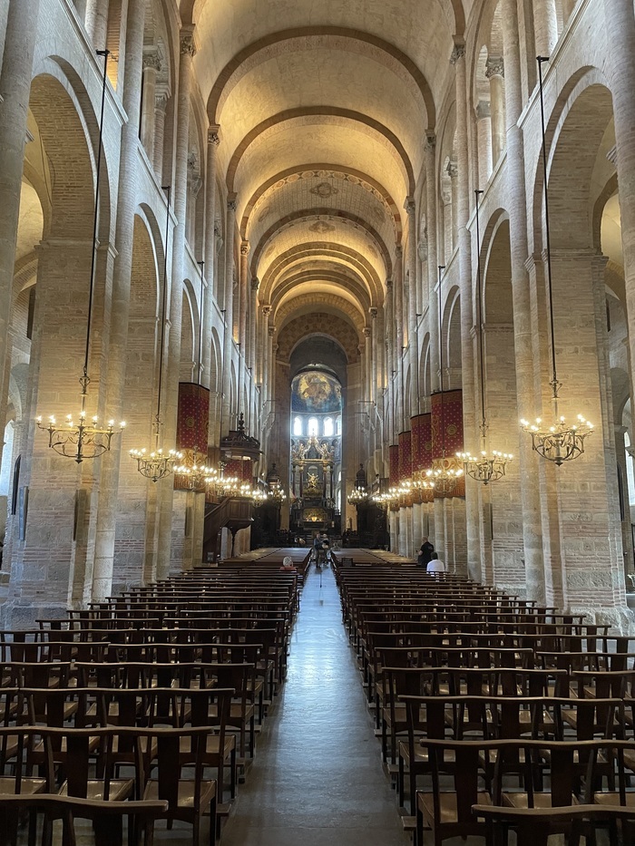 Visite libre de la basilique Saint-Sernin