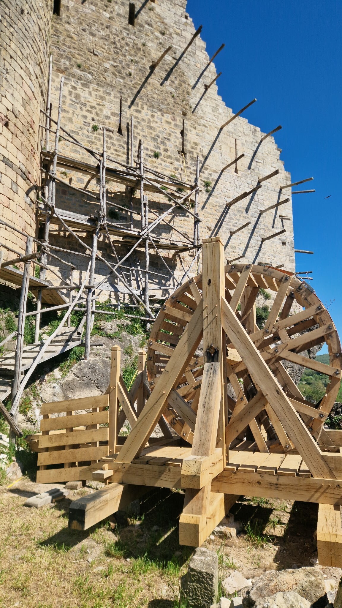 Atelier construction et taille de pierre : L'art de bâtir au Moyen-âge