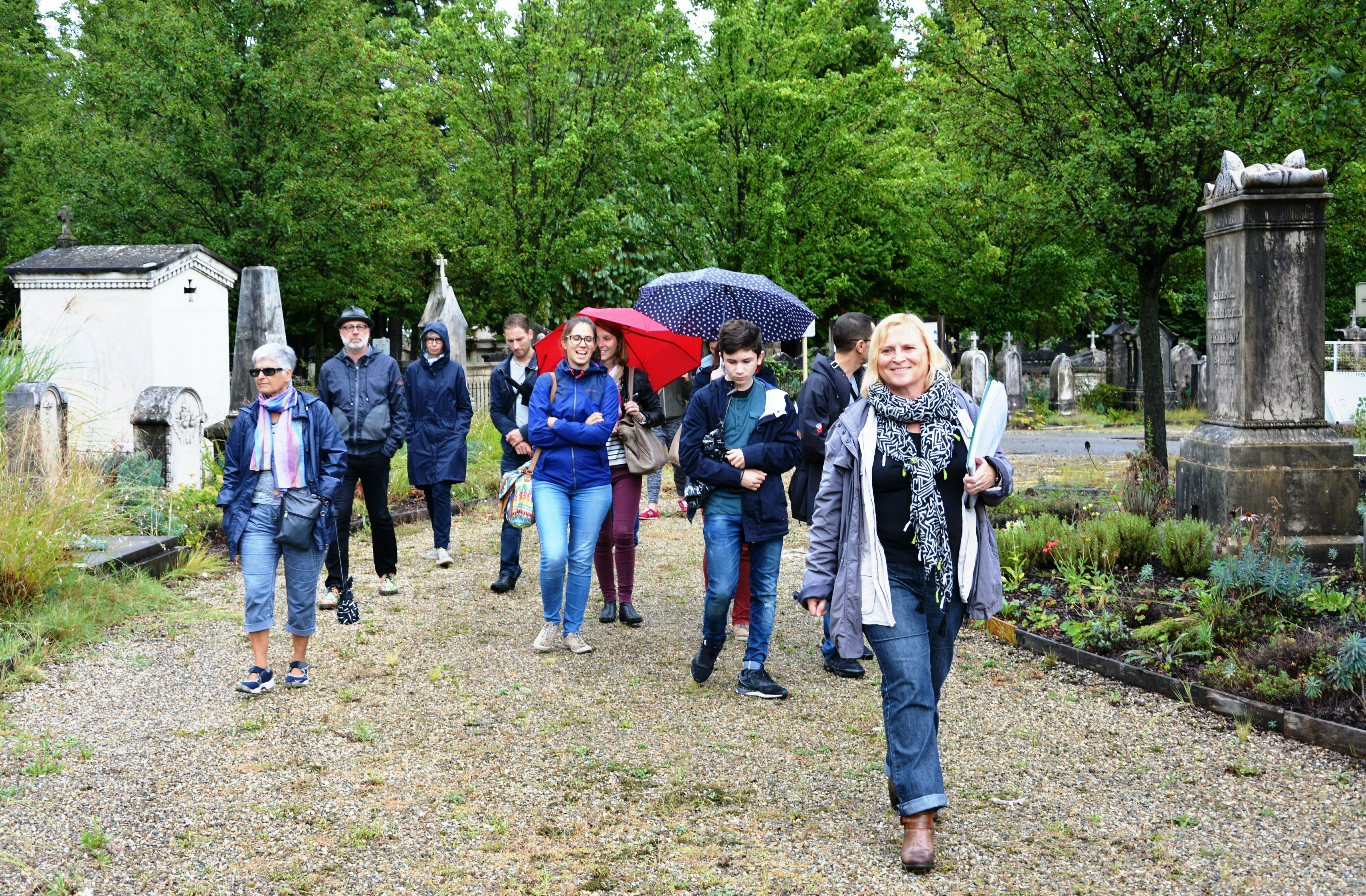Visite intemporelle au cœur du cimetière Saint-Roch, visite guidée par Marie-Claire Rivoire