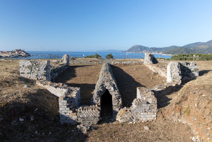 Villa romana delle Grotte - Visita guidata con l'archeologa