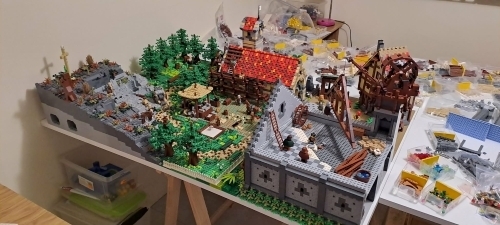 Découvrez le chantier médiéval… en LEGO® ! à la maison du projet de la basilique Saint-Maurice