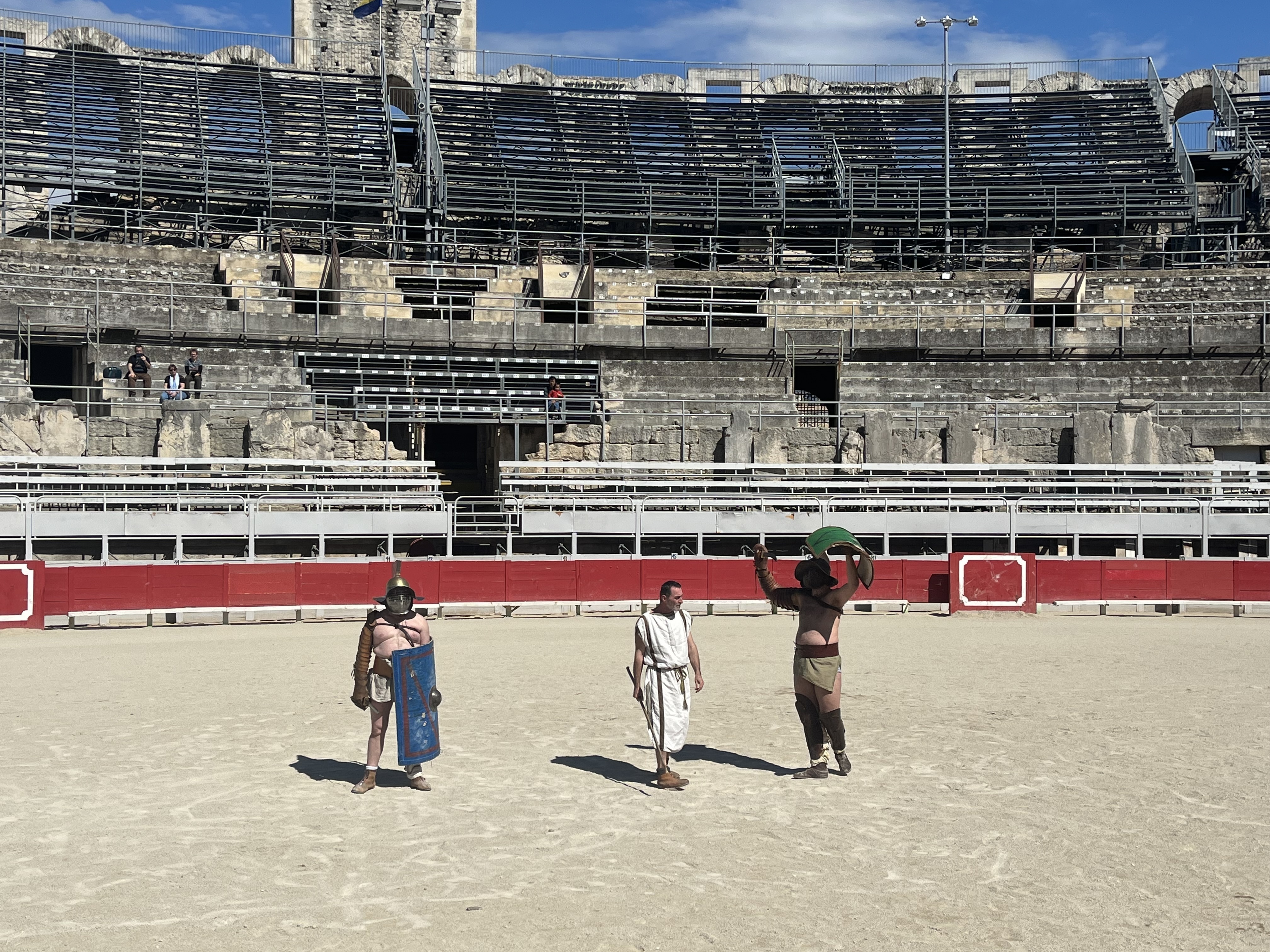 Les gladiateurs dans l'amphithéâtre