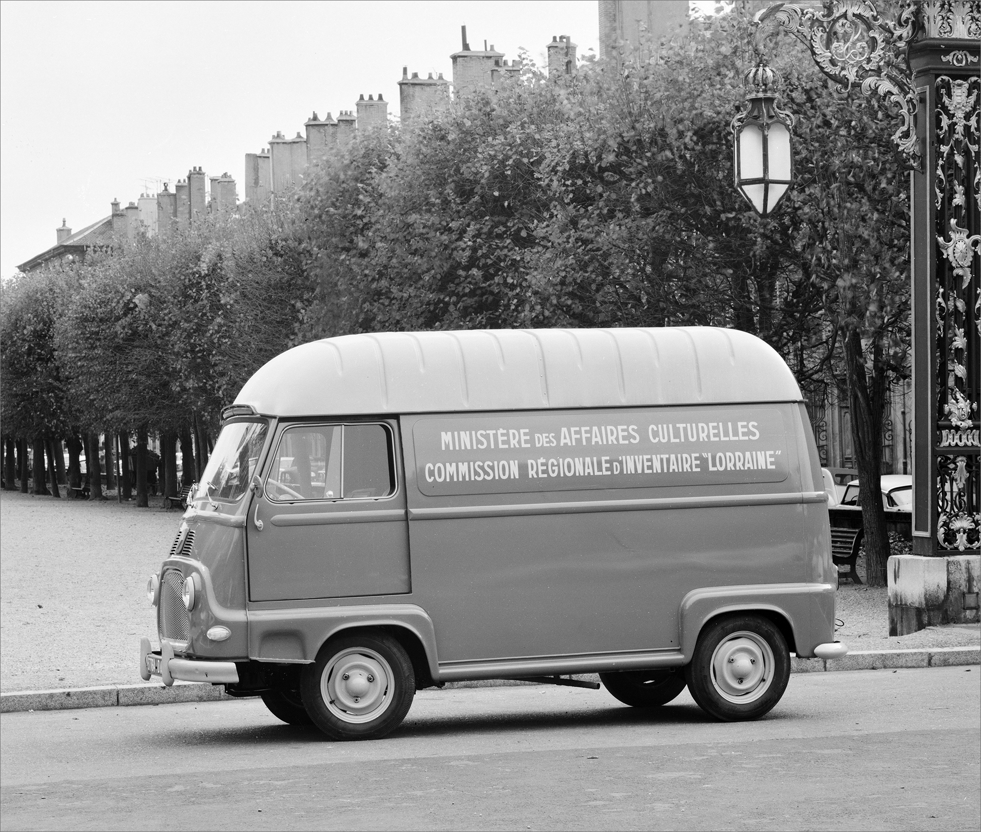 De l’argentique au numérique, 60 ans de photographie du patrimoine