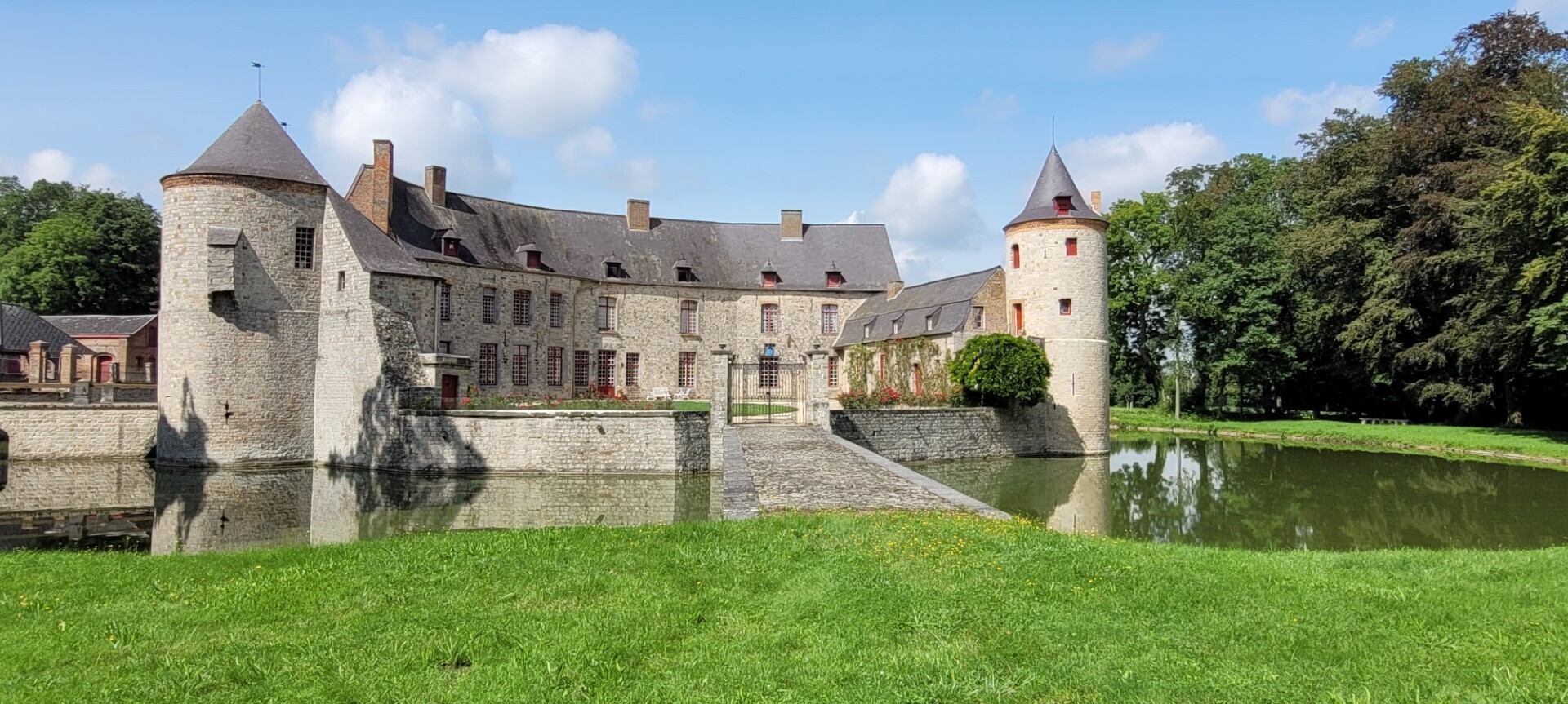 Visite guidée parc/château
Association Potelles en Hainaut/les amis du château