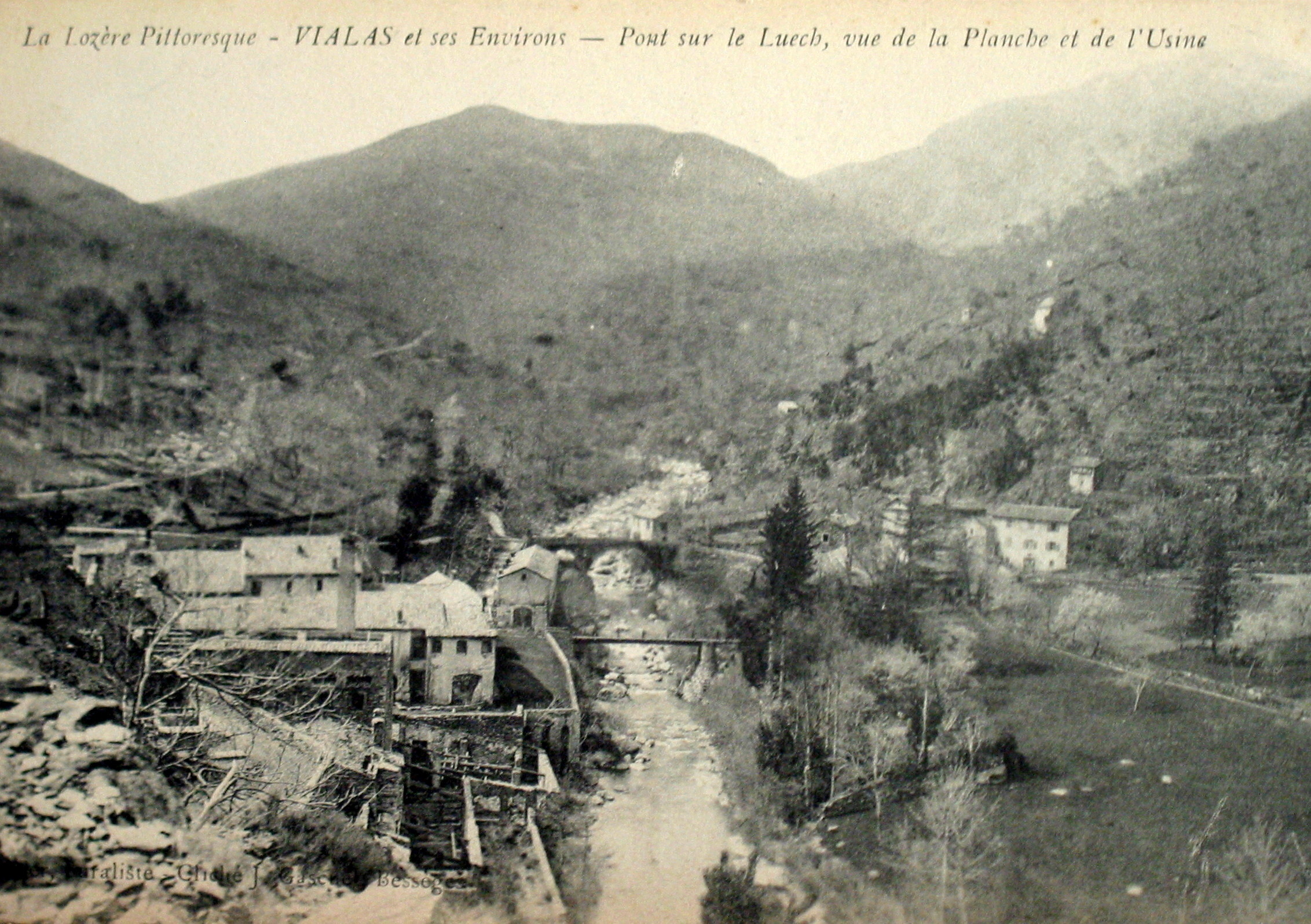 Inauguration du rayon "Filon des Anciens, histoire locale" à la médiathèque