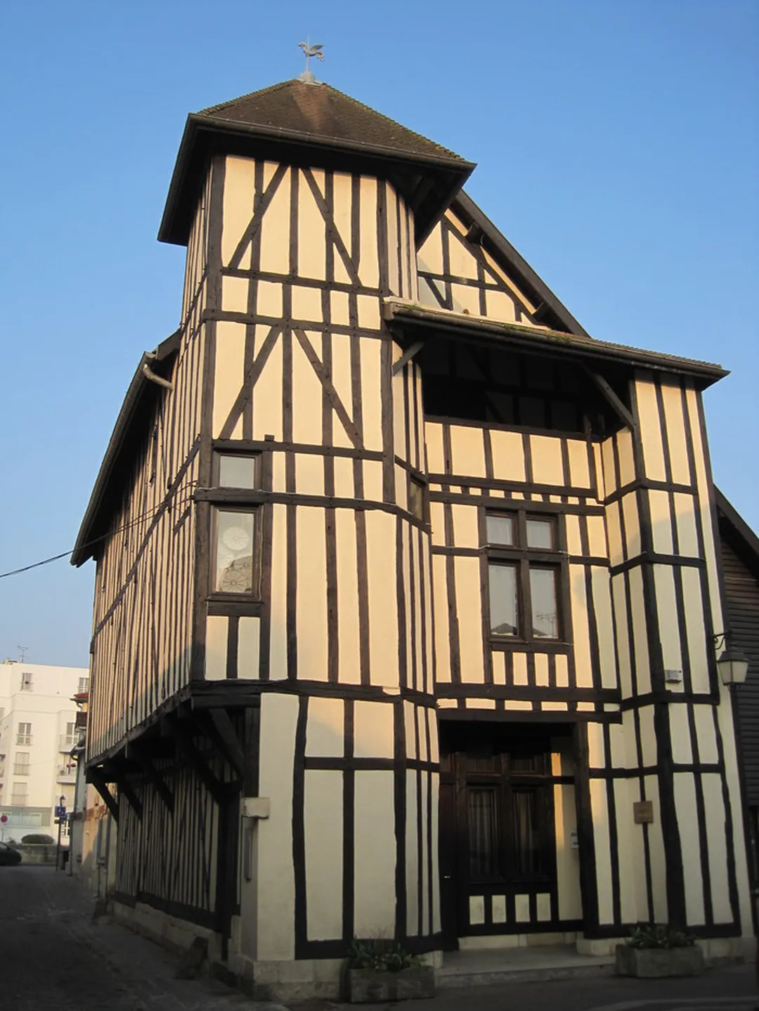Rencontres et échanges à la maison Clémangis