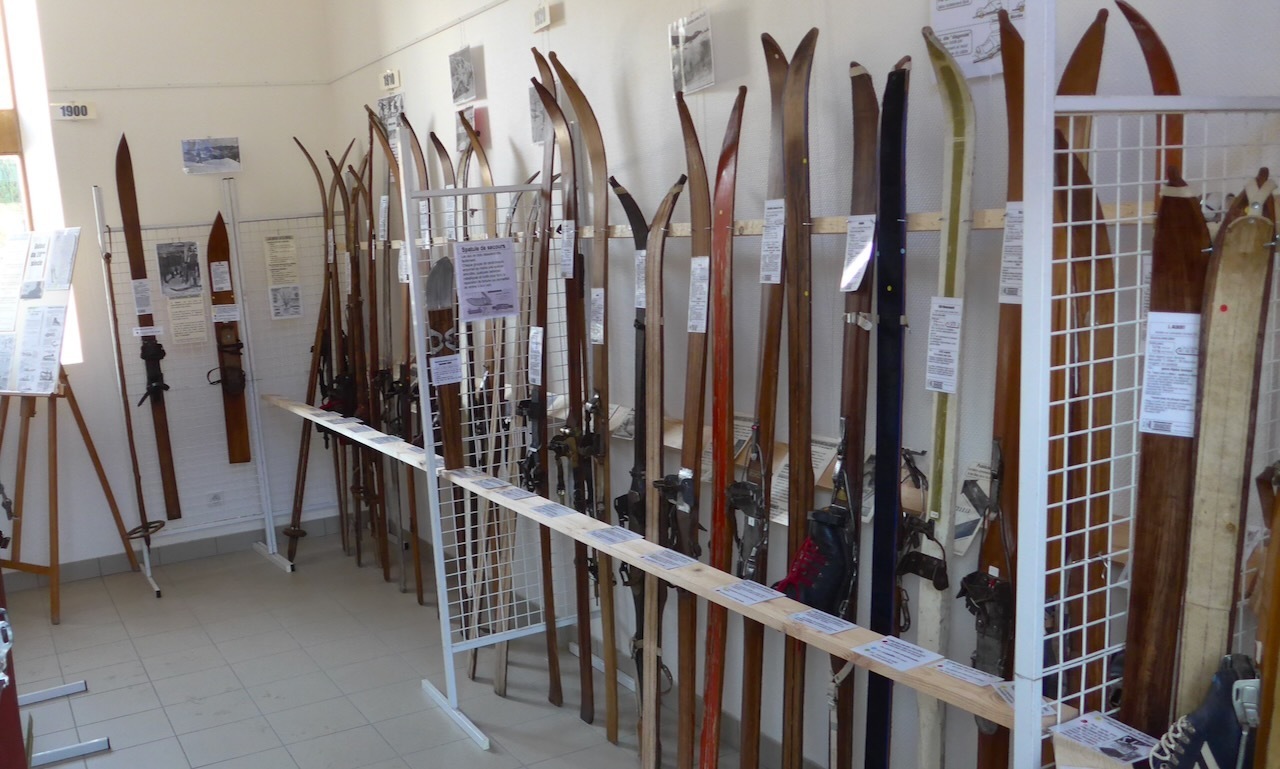 Histoire du ski et skis “Monuments Historiques“