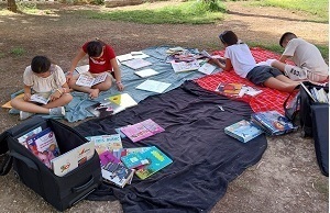 Lecture au parc