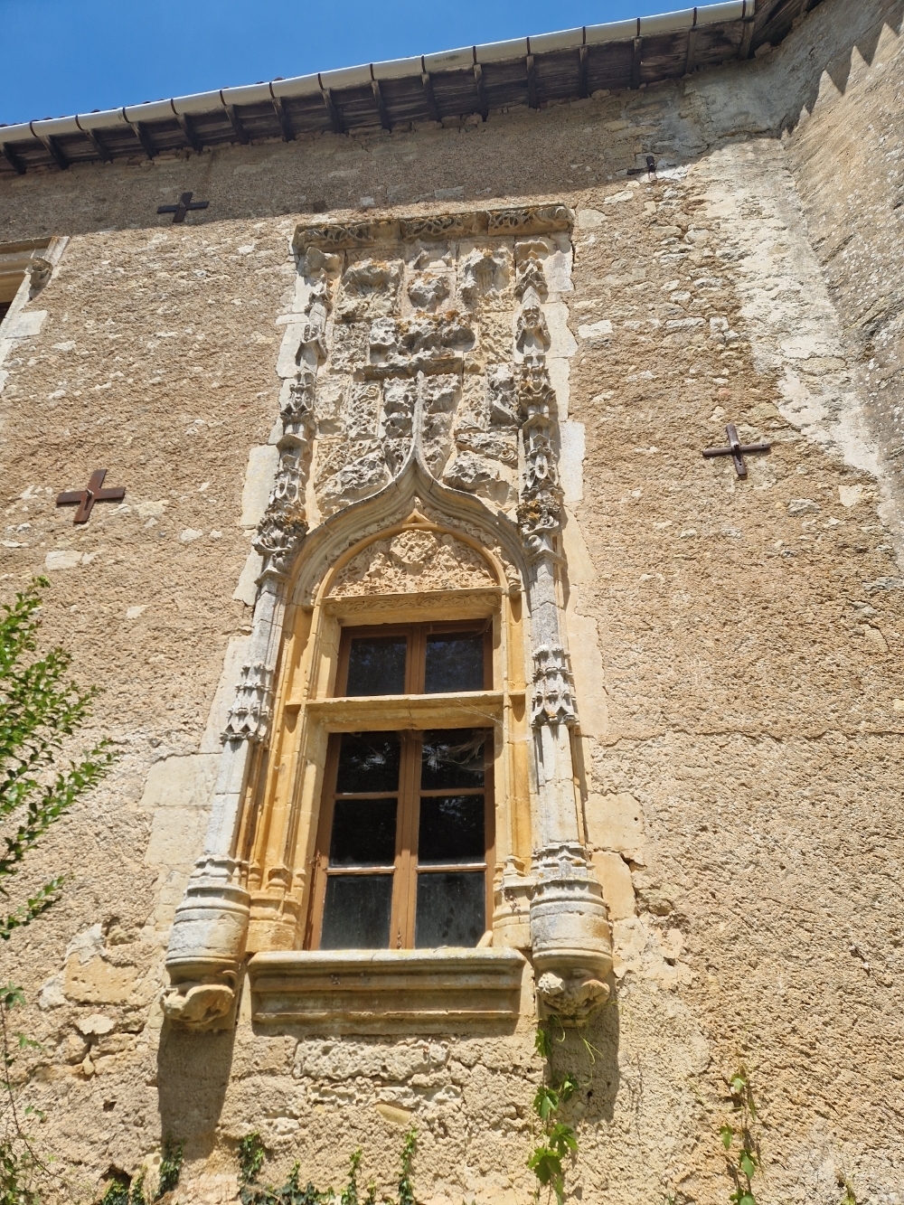 Visite commentée : fenêtre ouvragée du logis Foucault et reconstruction photographique