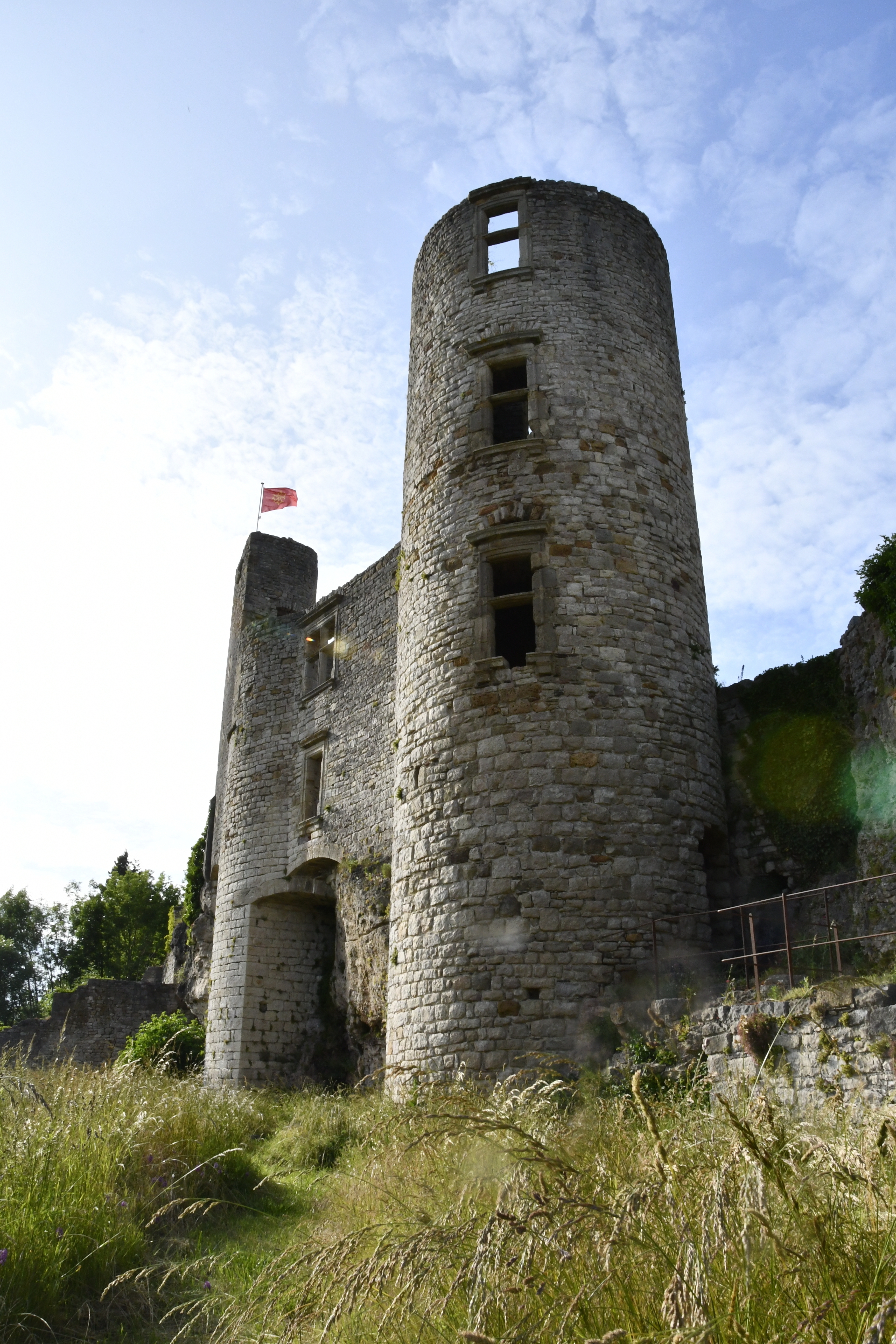 Visite libre du château de Bertholène