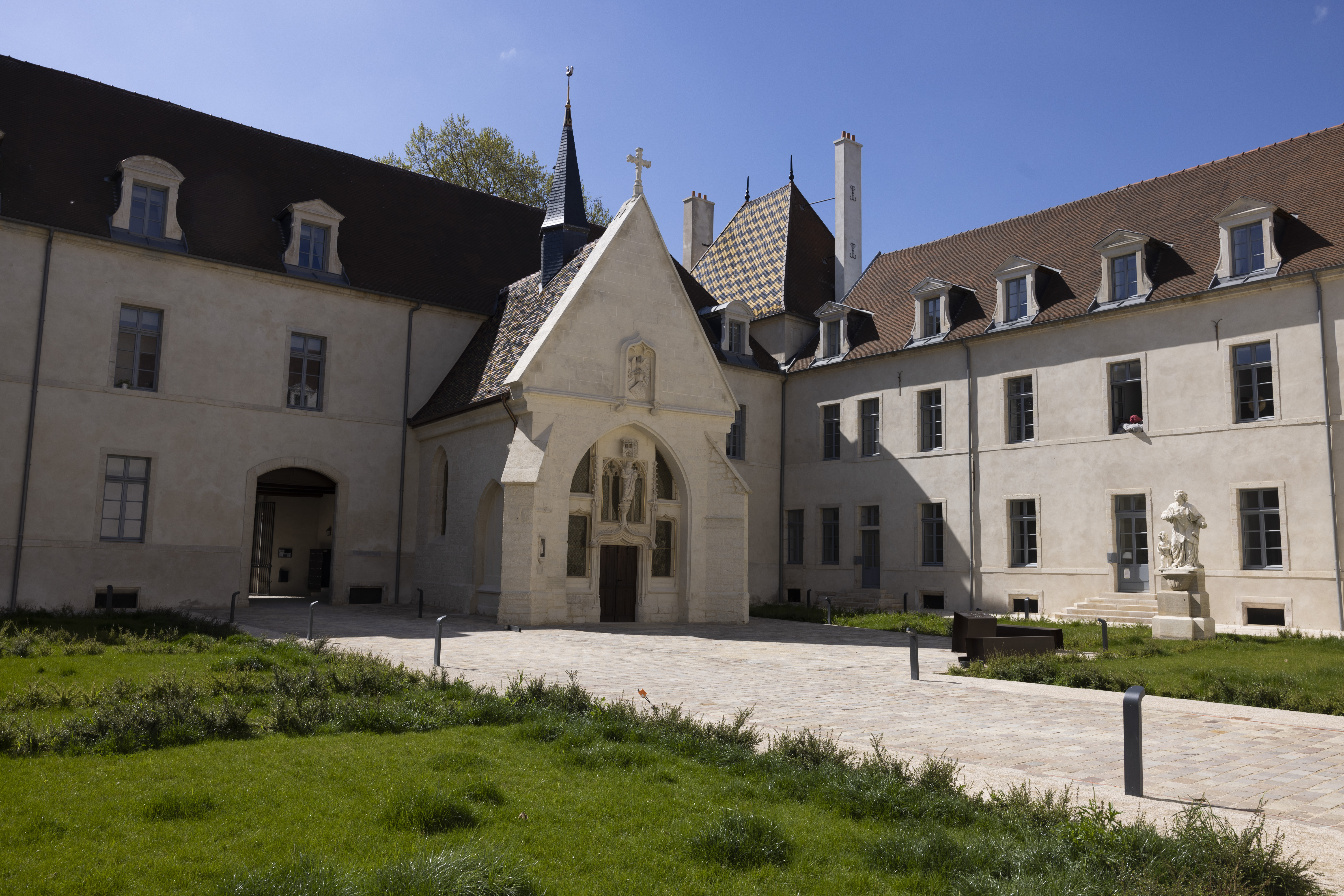 Visite guidée « Aux petits soins pour le patrimoine »