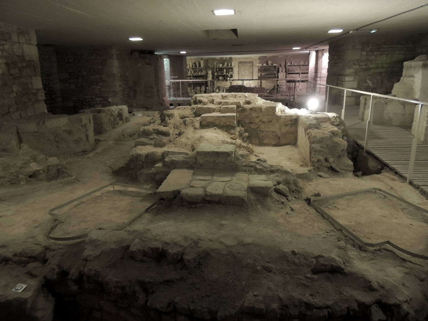 Visite du sous-sol archéologique de la cathédrale