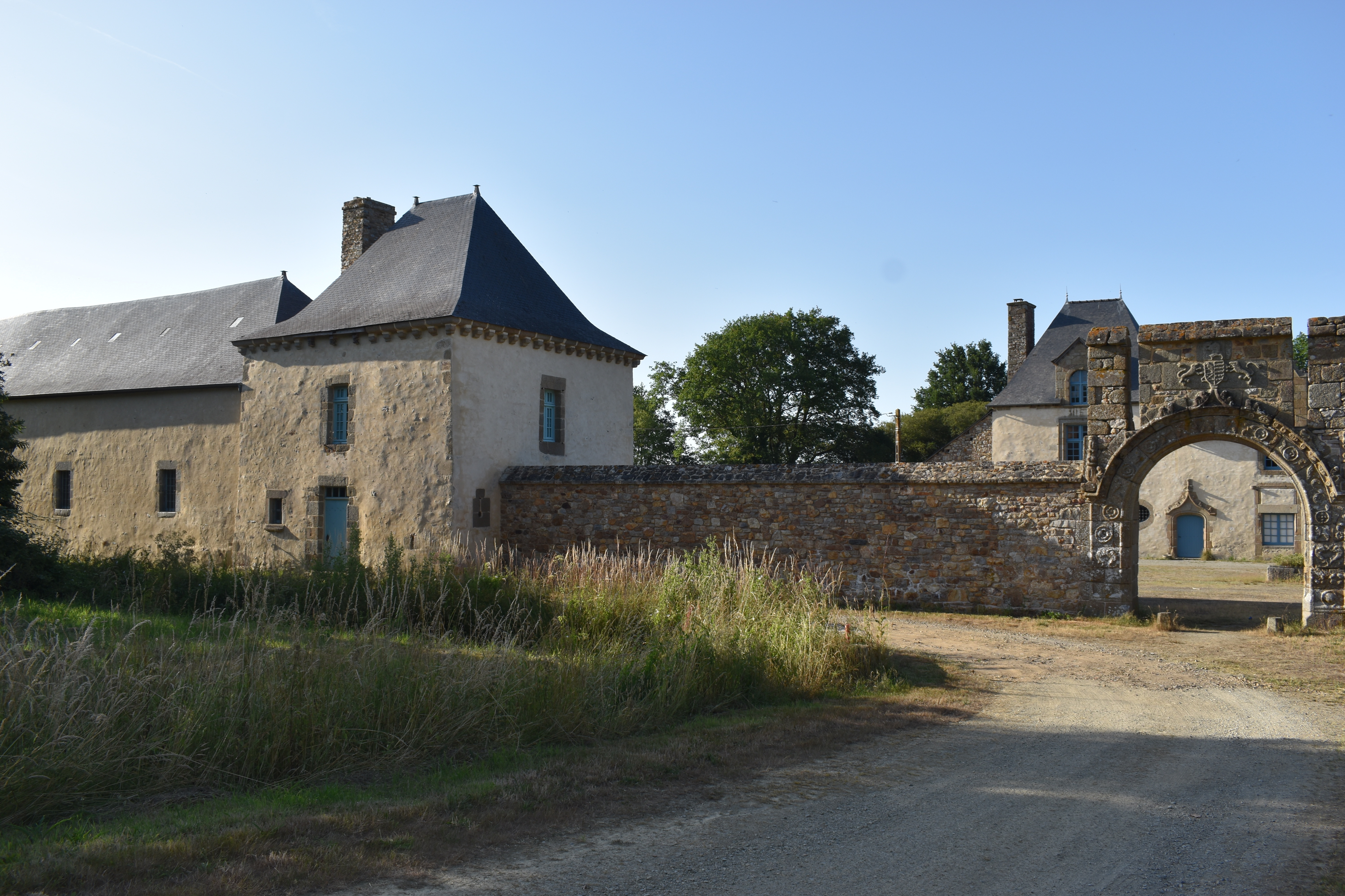 Visites libre ou commentée du château de La Dobiais