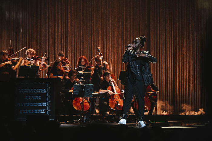 chanteur et orchestre