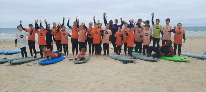 Camp Surf Prière mixte pour collégiens