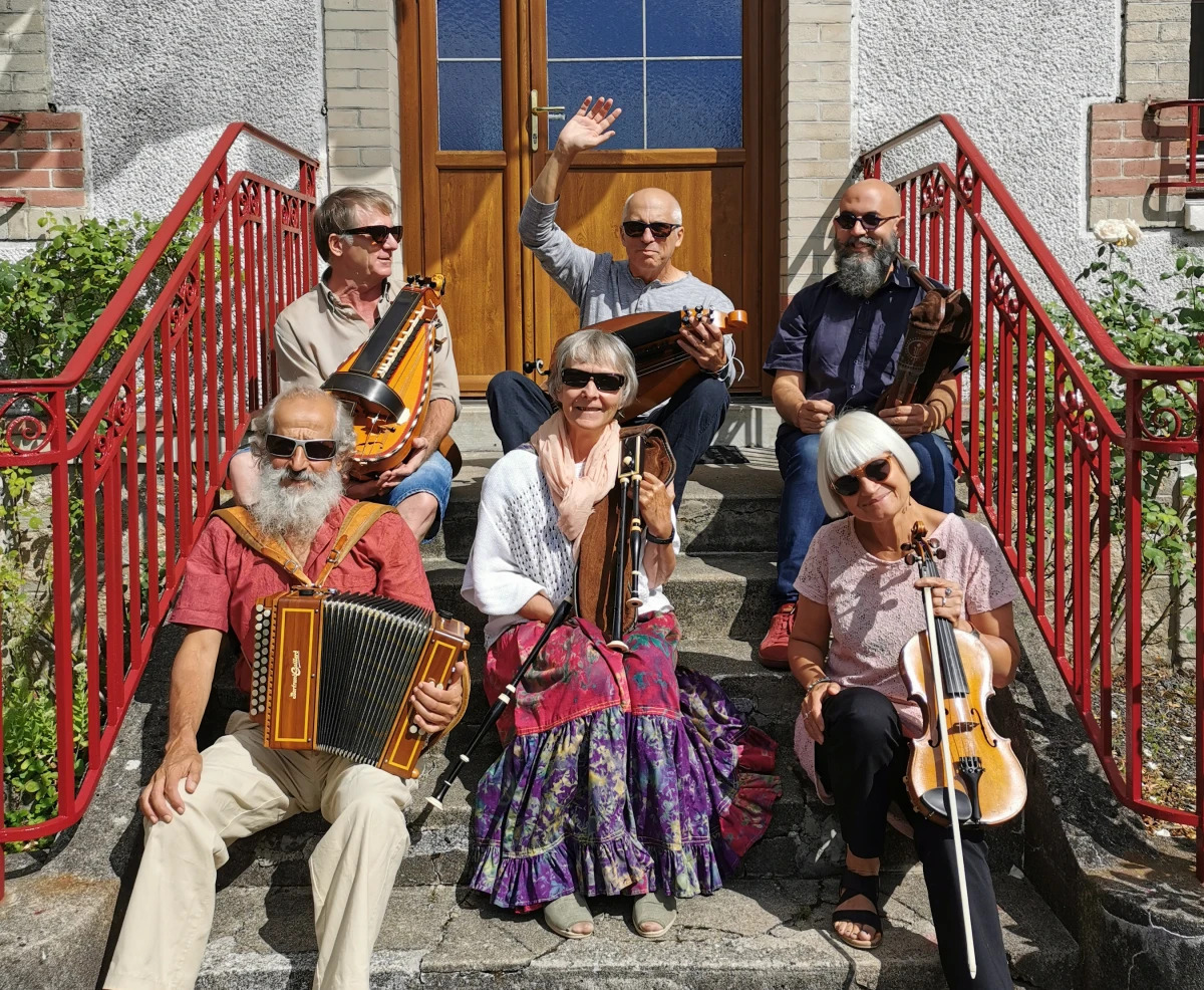 Bal folk avec Troll' et Roule et ferme derrière