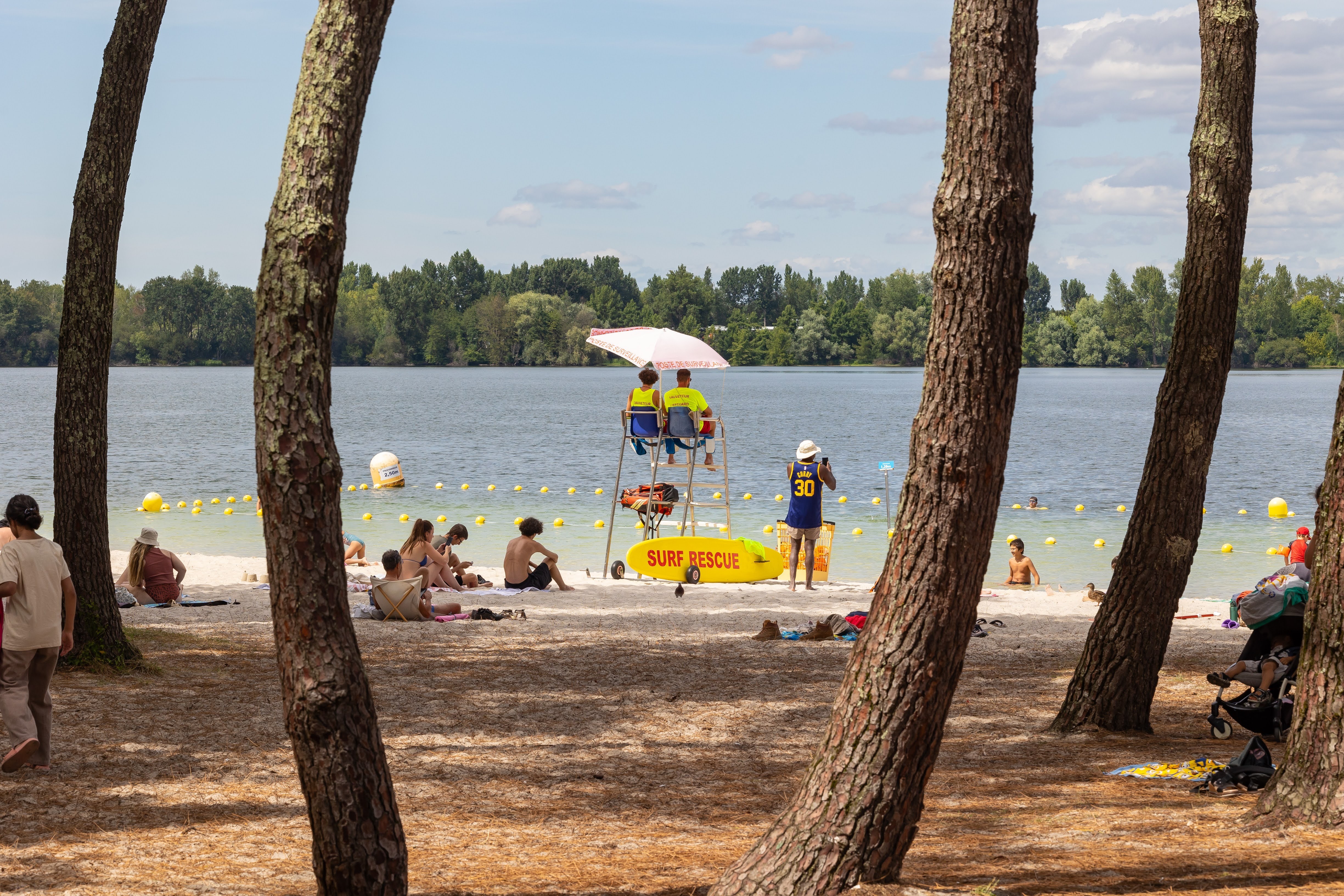 Plage du Lac : baignade surveillée et animations gratuites tout l'été !